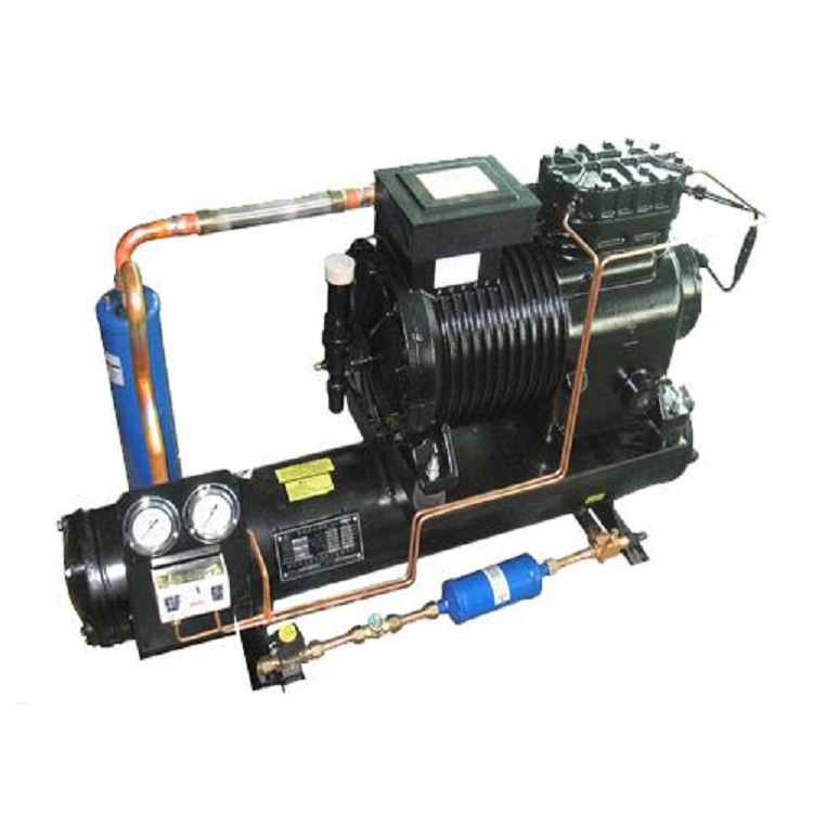 國產(chǎn)半封閉水冷壓縮機組